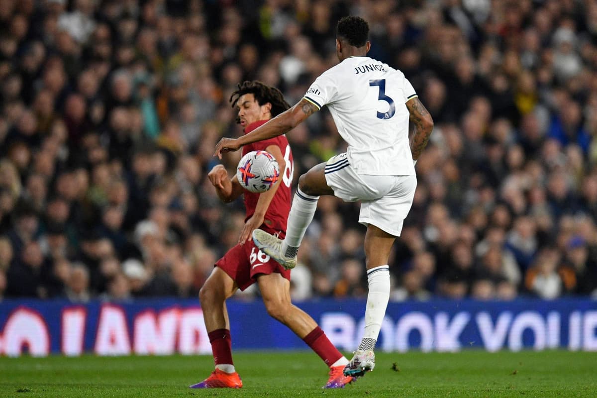 Leeds United vs Liverpool (02:00 – 18/04) | Xem lại trận đấu