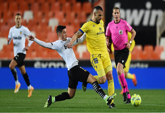 Cadiz vs Valencia (19:00 – 30/04) | Xem lại trận đấu