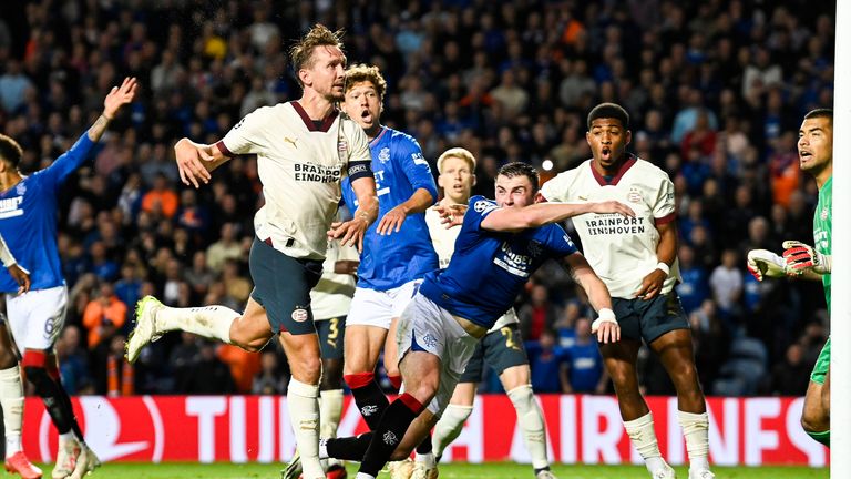 Glasgow Rangers vs PSV Eindhoven (02:00 – 23/08) | Xem lại trận đấu