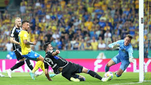 Ein. Braunschweig vs Schalke 04 (01:45 – 12/08) | Xem lại trận đấu