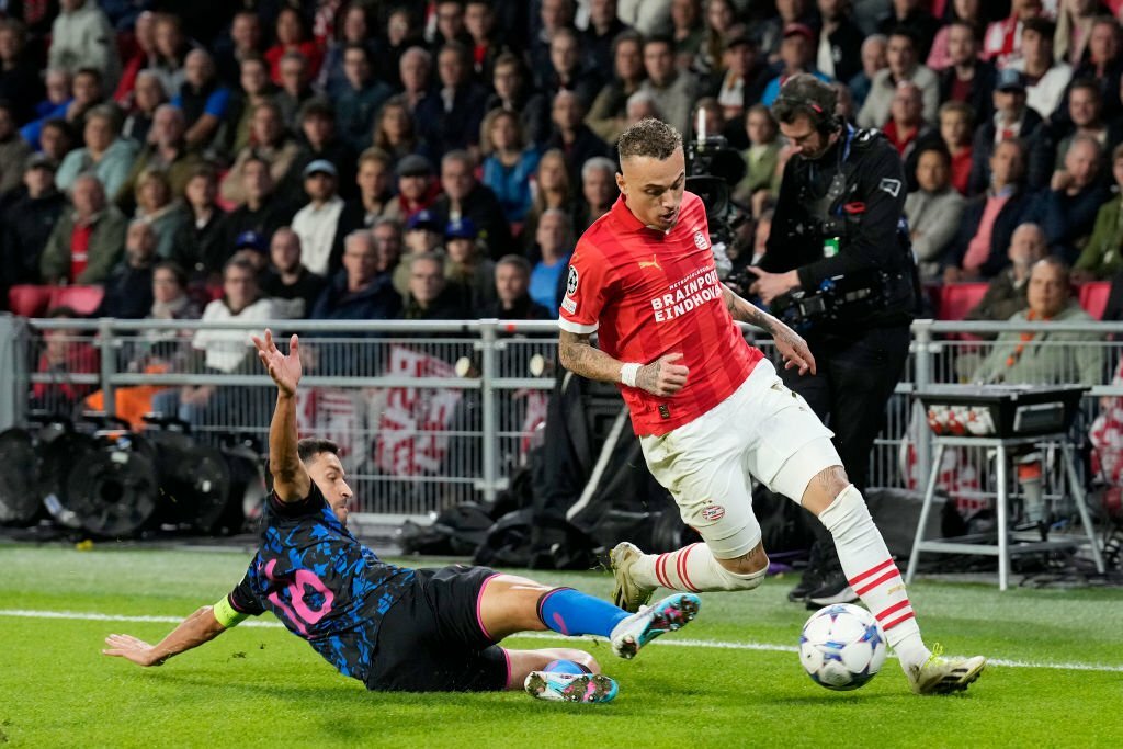 Lens vs PSV Eindhoven (02:00 – 25/10) | Xem lại trận đấu